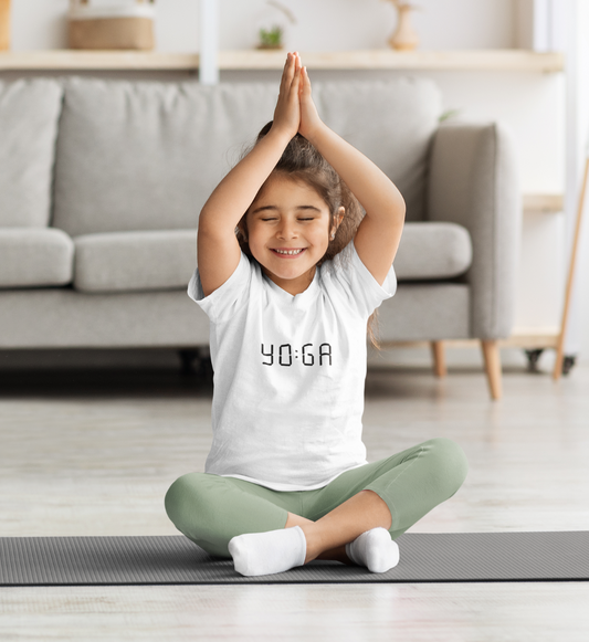 zeit für yoga l yoga t-shirt kinder l yoga oberteil l schöne yoga kleidung l nachhaltig und umweltfreundliche produkte online shoppen