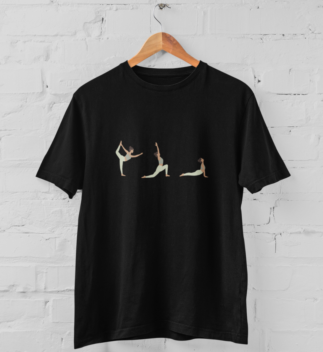 yoga posen l yoga t-shirt schwarz l bio t-shirt l ausgefallene yoga kleidung l umweltfreundliche und vegane mode im alltag erleben