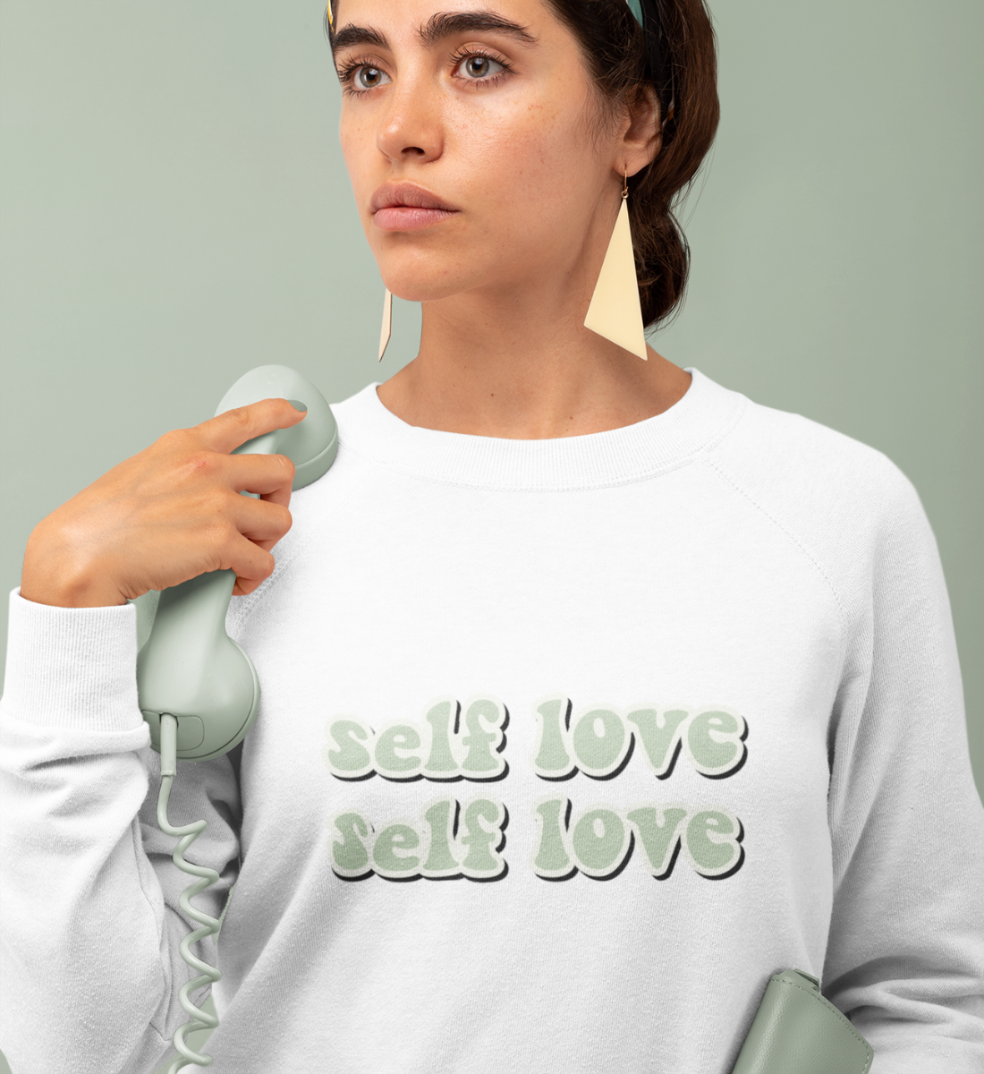 selflove l yoga pullover l sweatshirt bio-baumwolle weiß l schöne yoga kleidung l nachhaltig und fair l yoga online shop
